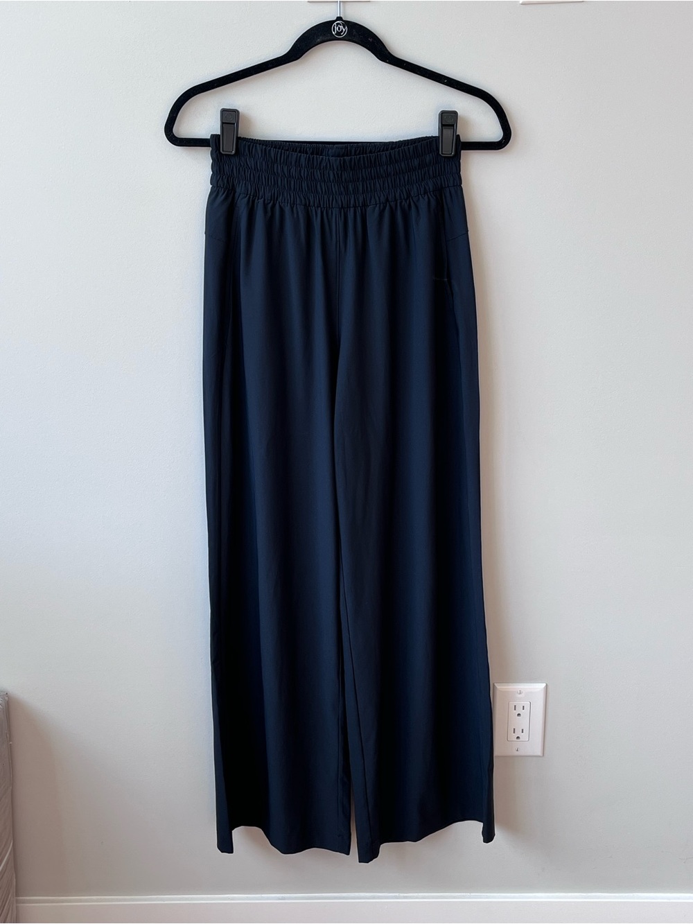 CRZ YOGA Drapey Wide Leg Casual Travel Pants 30โ Womenโs Small Black Pockets